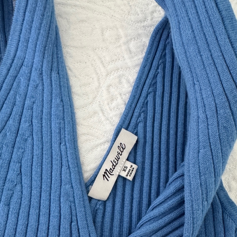 Blue Ribbed Knit Tank Top - Picture 2 of 2